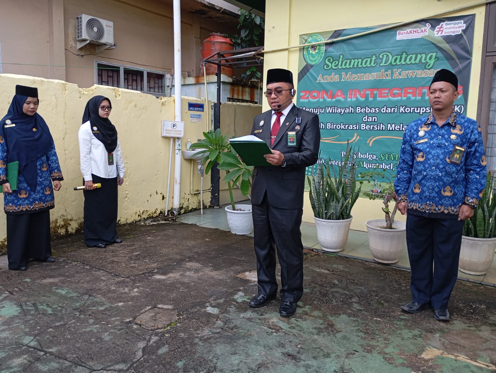 4a64624c cf8c 4293 8921 1d39531e3d88