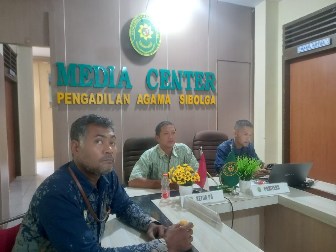 00833555 2471 44ec a8b5 1dbe329e69a1